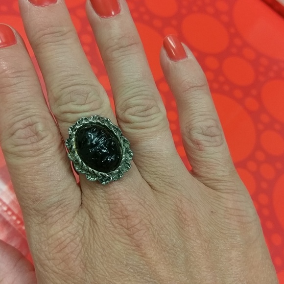 2 vintage rings {costume jewelry} - Picture 3 of 3